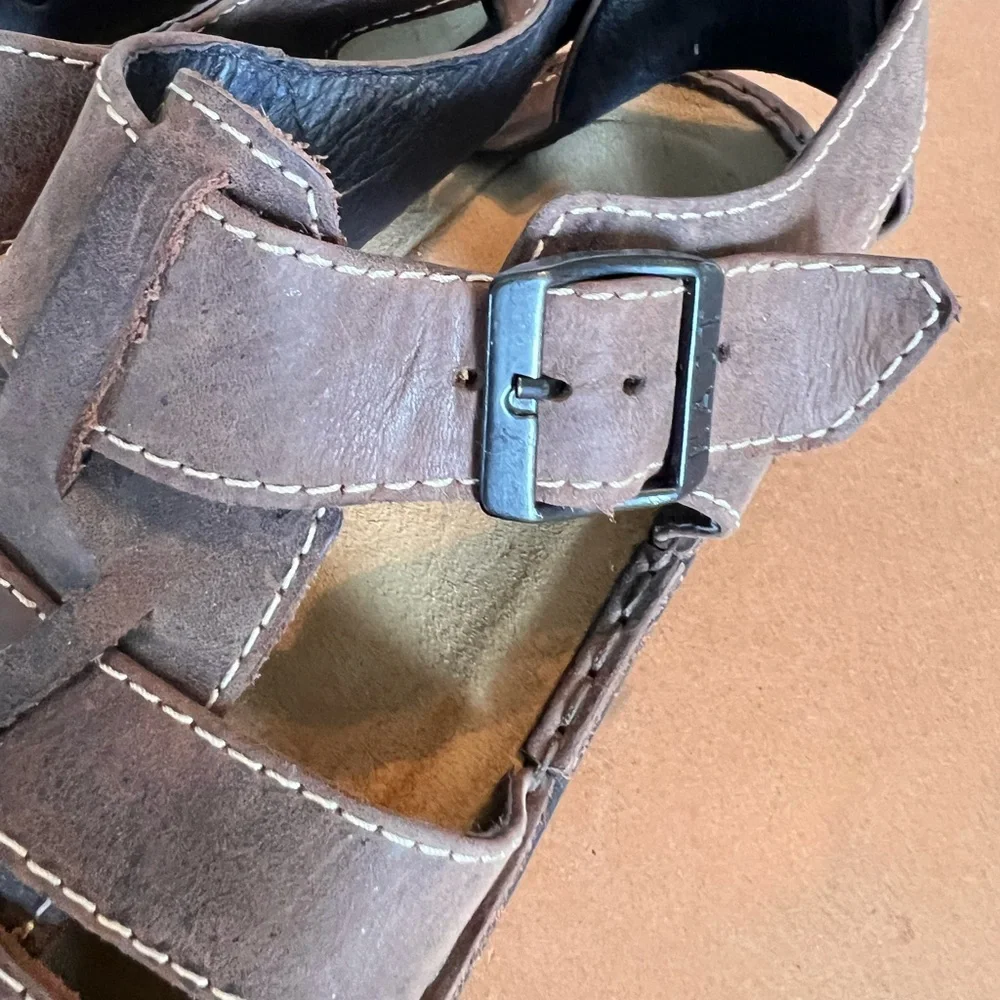 Naot Men’s Fisherman Sandals in Brown size 47(USA 14)